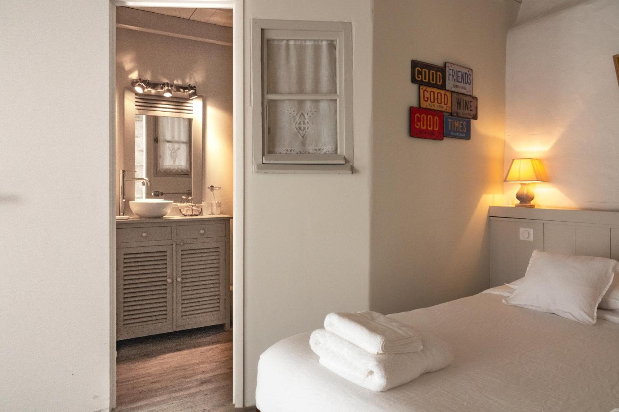 La Martinoise Garden Hotel Saint-Martin-de-Ré Стая снимка